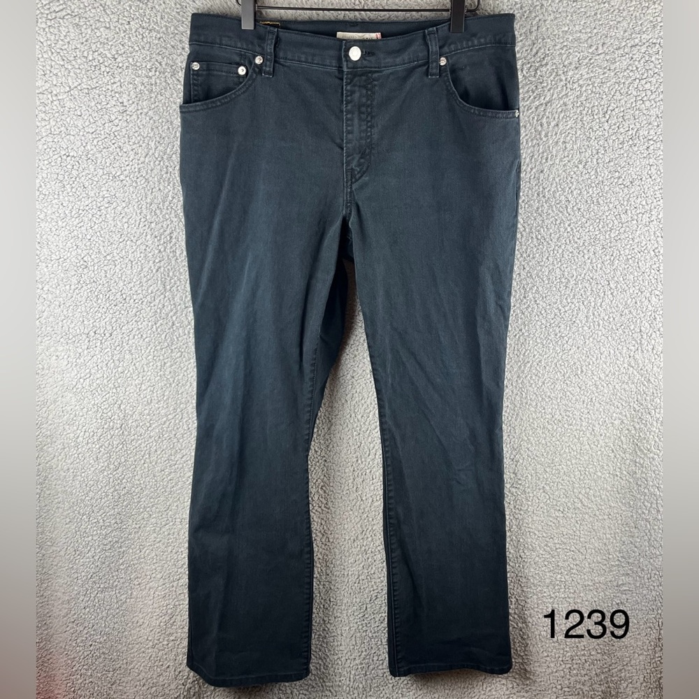Levi’s Women’s 550 Relaxed Bootcut Faded Black Jeans Size‎ 14 Long